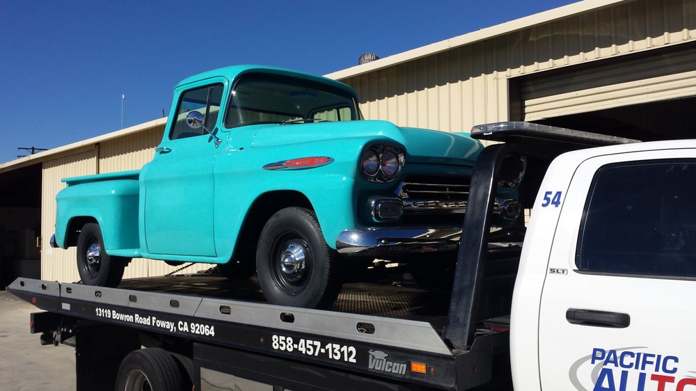 Towing company in Poway